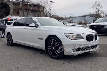 BMW 750Li, 2012