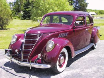 Lincoln Zephyr Sedan, 1937