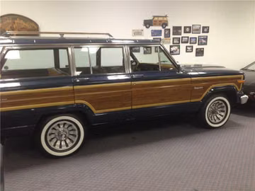 JEEP GRAND WAGONEER SUV, 1984