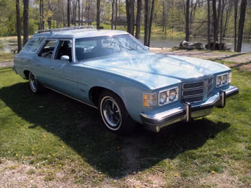 Pontiac Catalina Safari Wagon, 1975