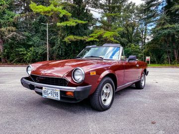 Fiat Spider 2000 Convertible, 1981