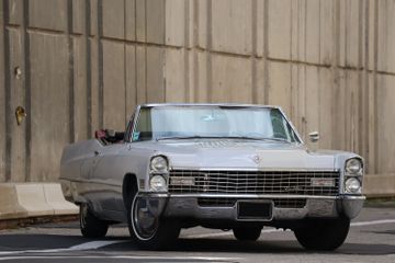 Cadillac DeVille Convertible, 1967