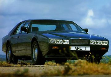 Aston Martin Lagonda (Mk III 243 PS) specs