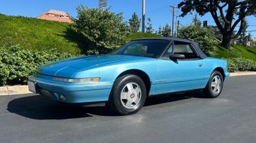 Buick Reatta Convertible, 1990