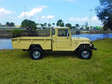 Toyota FJ45 Land Cruiser, 1985
