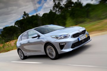 Kia Ceed 1.6 CRDi (Mk III 136 PS) specs