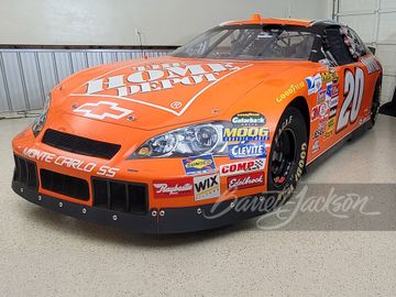 CHEVROLET MONTE CARLO SS RACE CAR DRIVEN BY TONY STEWART, 2006