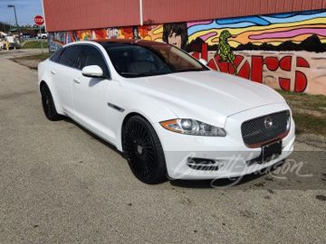 JAGUAR XJ PORTFOLIO, 2012
