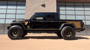 Jeep Gladiator Bandit Edition Pickup, 2023