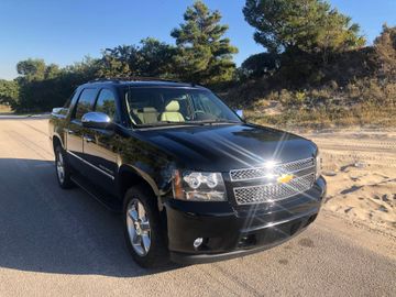 Chevrolet Avalanche, 2012