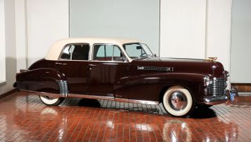 Cadillac Sixty Special Fleetwood Division Touring Sedan, 1941