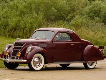 Lincoln Zephyr Three Window Coupe, 1937