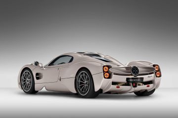 Pagani Utopia specs