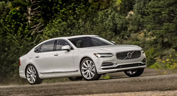 Volvo S90 T8 Recharge AWD (320 + 87 PS) specs
