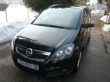 Opel Zafira 1.8 specs