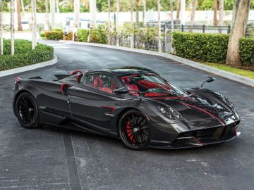 Pagani Huayra Roadster, 2017