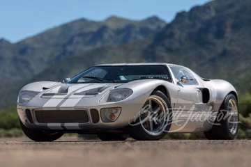 FORD GT40 RE-CREATION, 1964