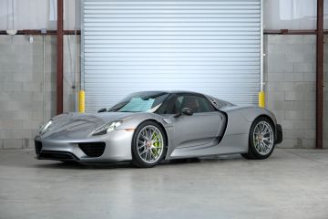 Porsche 918 Spyder Weissach Package, 2015