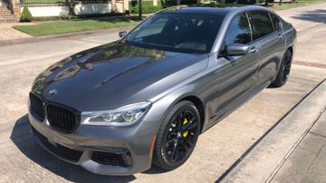 BMW 750i, 2016