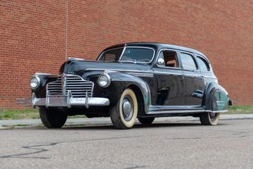 Buick Limited Series 90 Touring Sedan, 1941