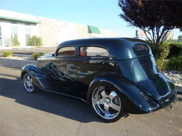 DODGE CUSTOM 2 DOOR SEDAN, 1935
