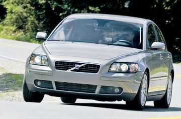 Volvo S40 T5 (Mk II 220 PS) specs