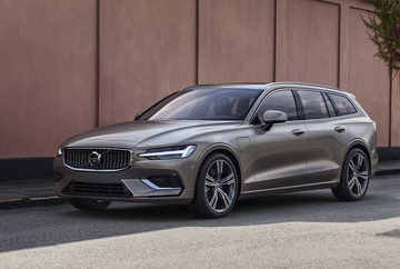 Volvo V60 D4 specs