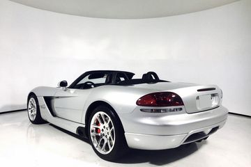 Dodge Viper SRT/10 Convertible, 2004