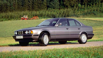BMW 525i (E34) specs