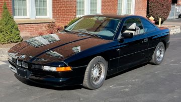 BMW 850i, 1992
