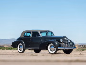 Cadillac 60 Special Fleetwood Sunshine Turret Top Sedan, 1940