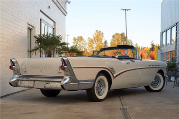 КАБРИОЛЕТ BUICK ROADMASTER, 1957 ГОД
