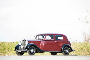 Rolls-Royce 25/30hp Wraith Saloon Coachwork by Cockshoot, 1936