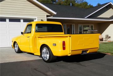 CHEVROLET C-10 CUSTOM PICKUP, 1971