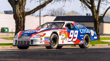 Ford Taurus NASCAR, 2000