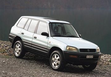 Toyota RAV4 2.0 (Mk I 5-door) specs