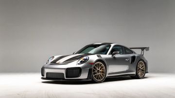 Porsche 911 GT2 RS Weissach Package, 2018