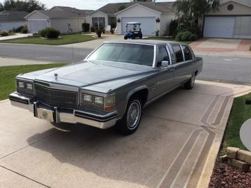 Cadillac Fleetwood Brougham Limousine, 1983