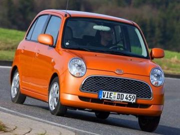 Daihatsu Trevis specs