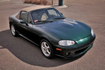 Mazda Miata Convertible, 1999