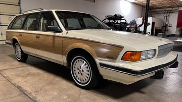 Buick Century Wagon, 1990