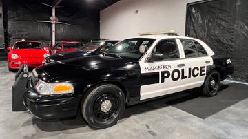 Ford Crown Victoria Police Interceptor, 2011