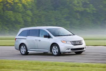 Honda Odyssey (RL5) (Facelift) specs