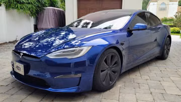 Tesla Model S Plaid, 2021