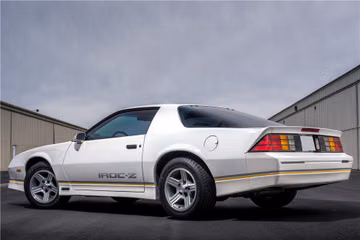 CHEVROLET CAMARO IROC Z, 1990