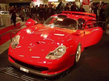 Porsche 911 GT1 Straßenversion (996) specs