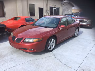 Pontiac Bonneville, 2004