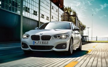 BMW 125i (F20 facelift) specs