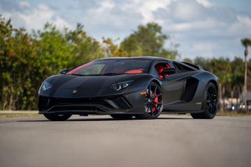 Lamborghini Aventador S Roadster, 2018