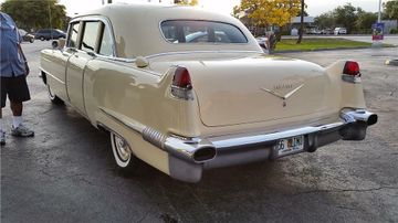 CADILLAC FLEETWOOD LIMOUSINE, 1956